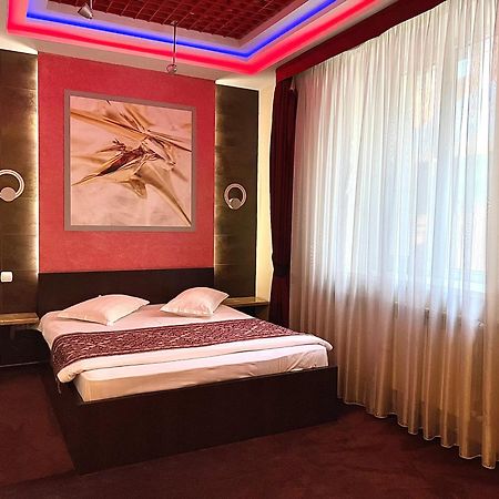 אלמטי Jeppesen Residence מראה חיצוני תמונה