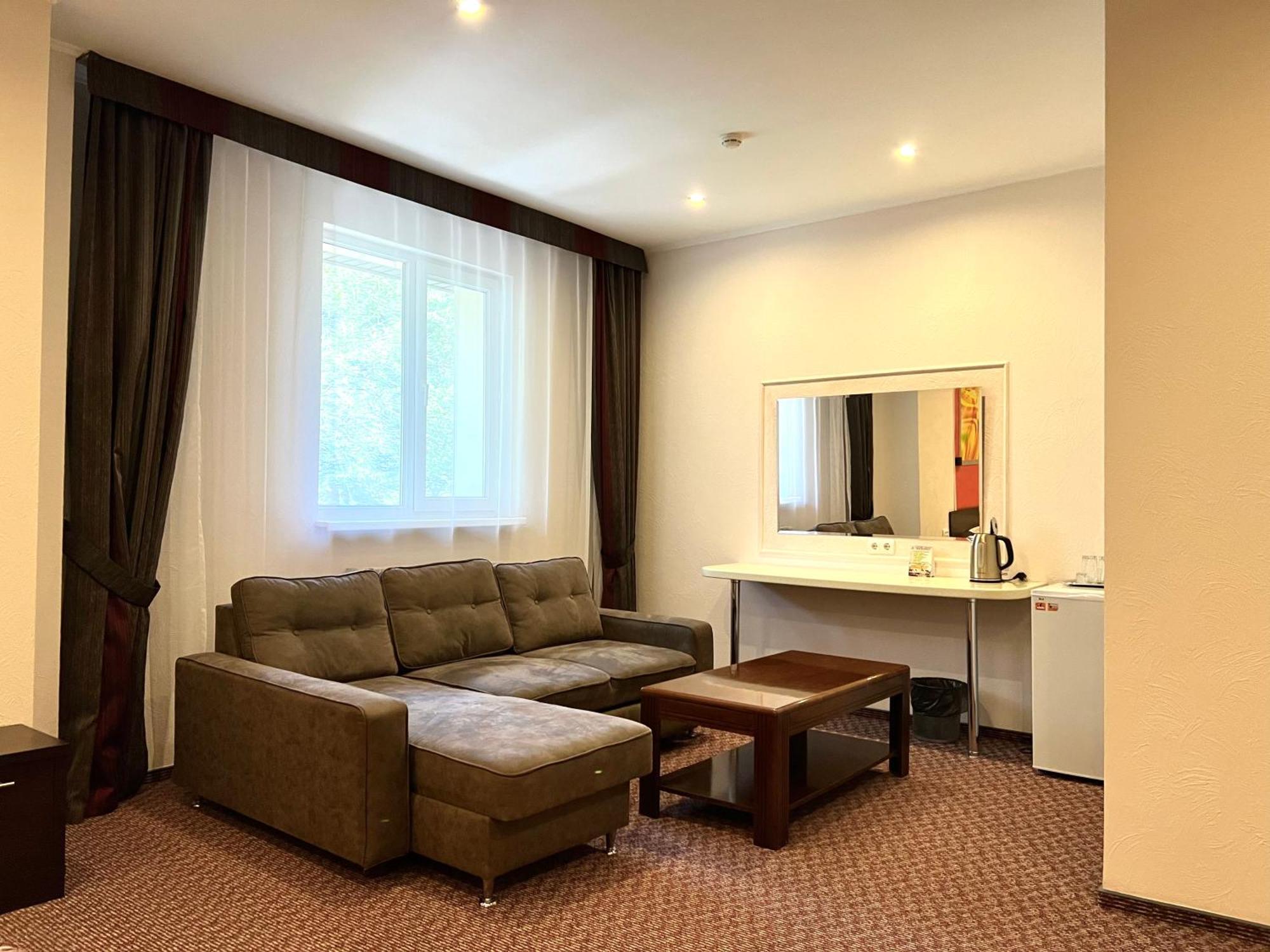 אלמטי Jeppesen Residence מראה חיצוני תמונה
