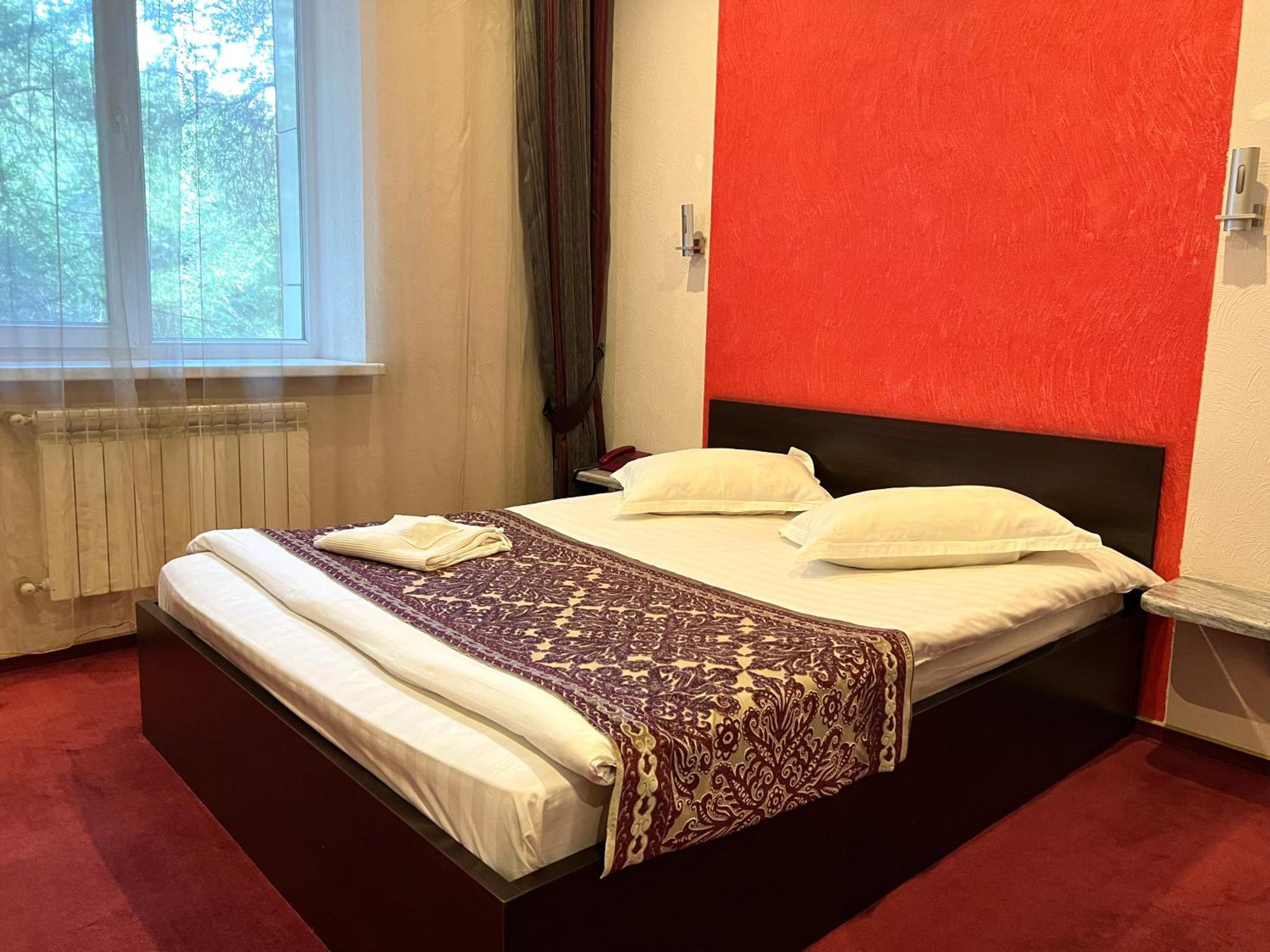 אלמטי Jeppesen Residence מראה חיצוני תמונה